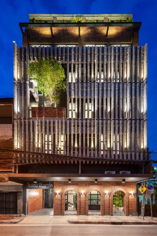 Fyn Park Hotel Makkasan Bagian luar foto
